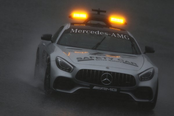 F1 safety car in heavy rain